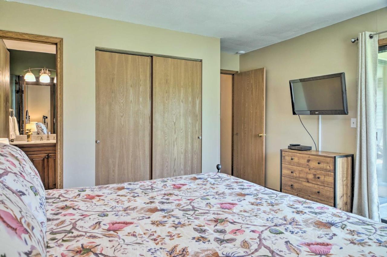 شقة Pet-Friendly Branson Retreat With Pool And Golf Access المظهر الخارجي الصورة